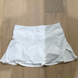 Lululemon White Pleated tennis skirt